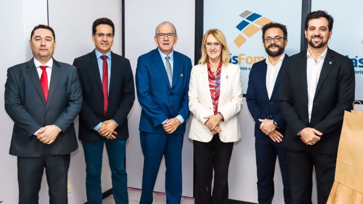 Presidente da ABDE realiza visita institucional à GoiásFomento