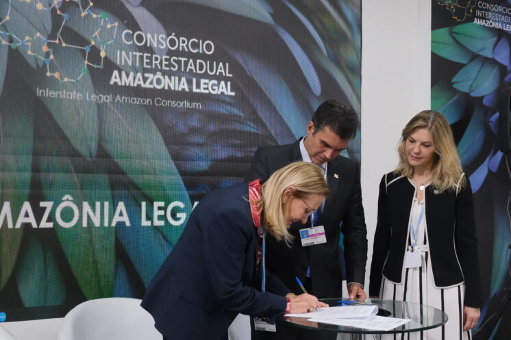 ABDE e Consórcio Amazônia assinam parceria na COP 27