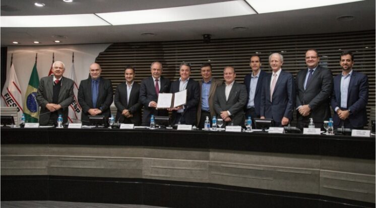 BNDES assina acordo para ampliar acesso a crédito de micro, pequenas e médias indústrias
